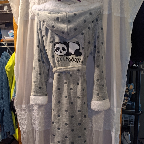 BOBBIE BROOKS ROBE SZ LARGE - Picture 3 of 3